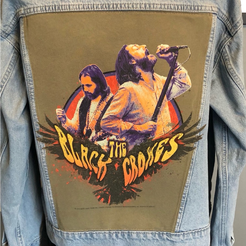 The Black Crowes Up-Cycled Light Blue Denim Jacket Women’s Size Large